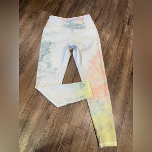 Carrie underwood leggings